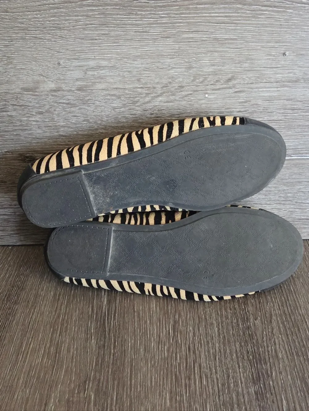 Vionic Minna Ballet Flats Tiger Print Pattern Sz 8